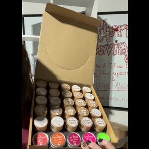 Woodies Brown and White Stamp Set